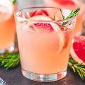 Honey Cocktails: Delicious Drinks with a Sweet Twist