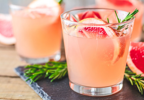 Honey Cocktails: Delicious Drinks with a Sweet Twist